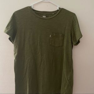 levi’s olive green perfect crew tshirt